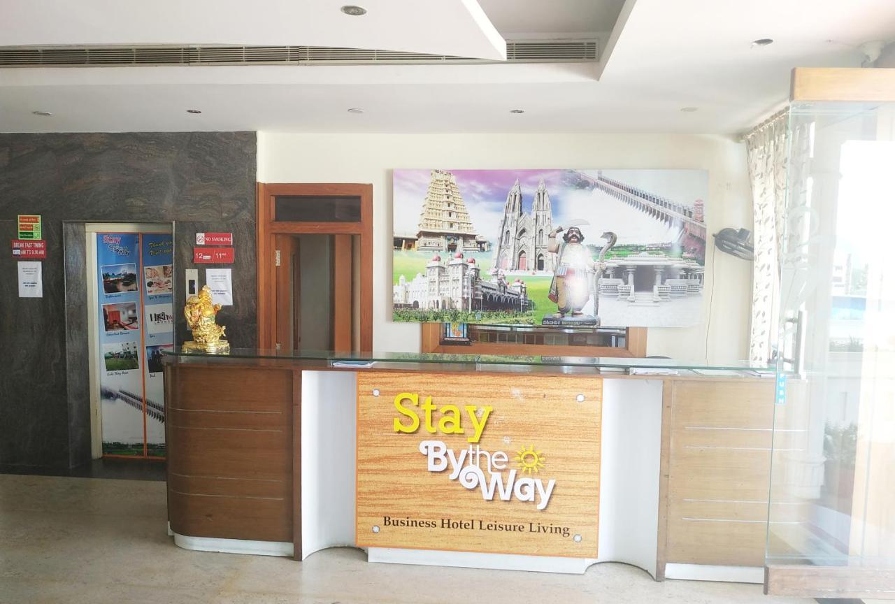 Hotel Stay By The Way Mysore Buitenkant foto